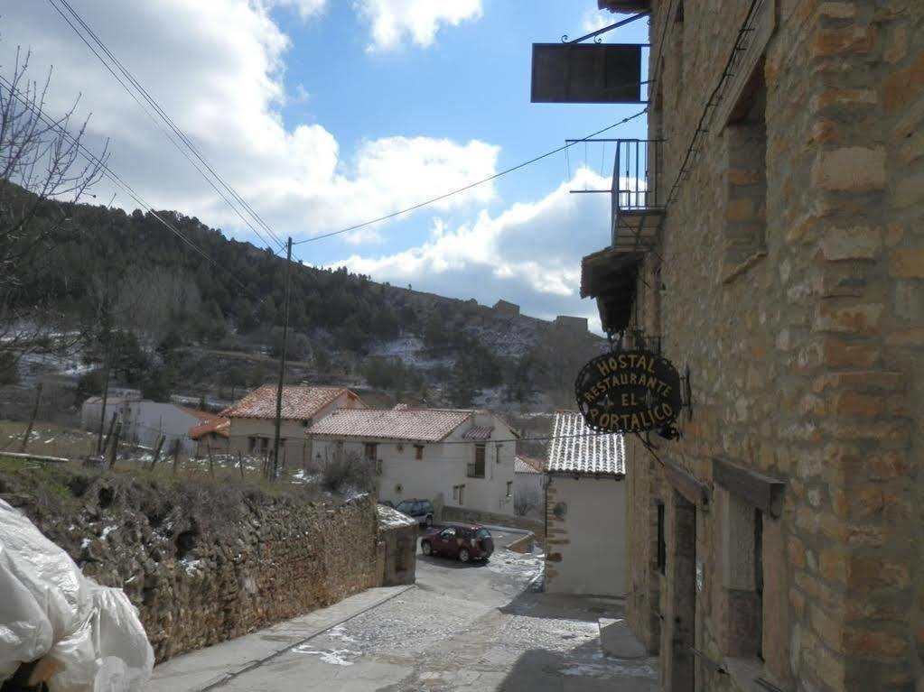 Hostal El Portalico Linares de Mora Exterior photo